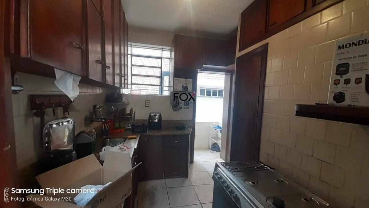 Casa, Funcionários, 4 Quartos, 2 Vagas