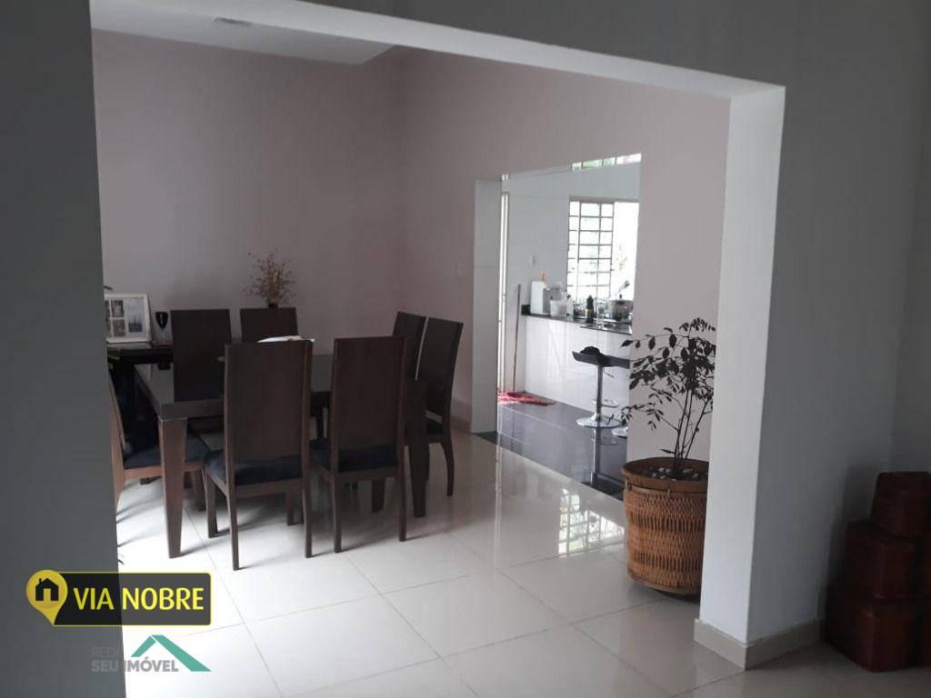 Casa em Condomínio, Santa Amélia, 4 Quartos, 3 Vagas, 2 Suítes