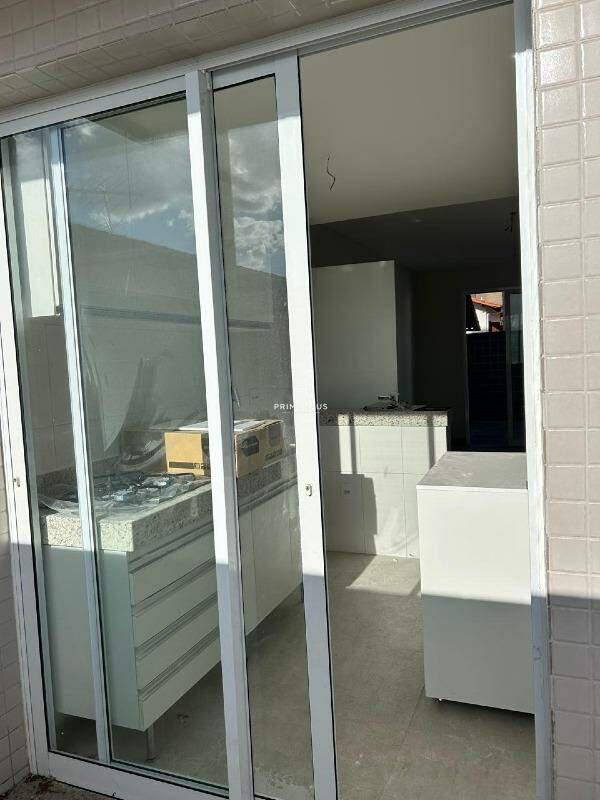 Apartamento, Castelo, 2 Quartos, 0 Vaga, 1 Suíte