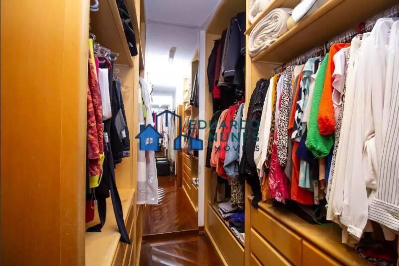 Apartamento, Funcionários, 4 Quartos, 5 Vagas, 2 Suítes