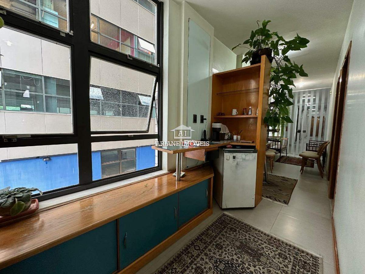 Sala, Savassi, 0 Quarto, 2 Vagas