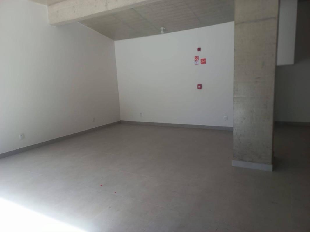 Andar, Centro, 0 Quarto, 0 Vaga