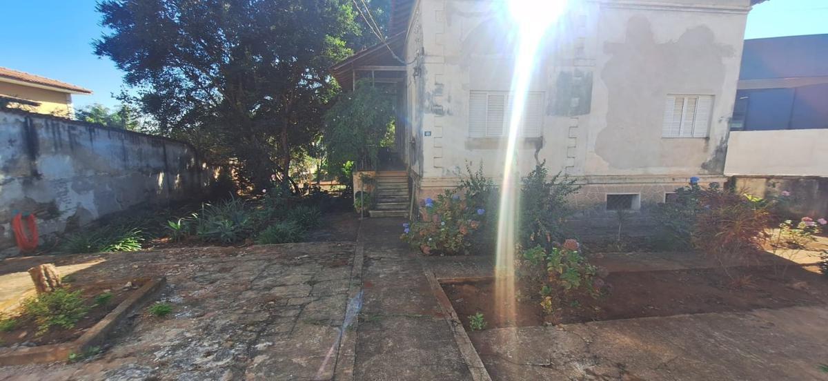 Casa, Centro, 3 Quartos, 0 Vaga