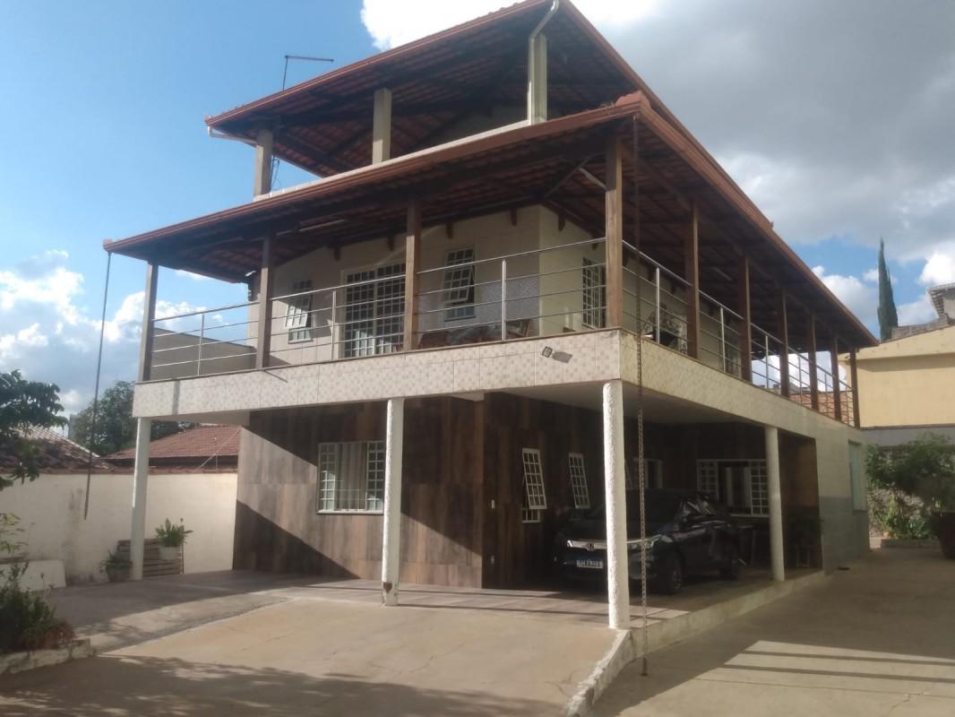 Casa, Jardim Riacho das Pedras, 4 Quartos, 10 Vagas, 2 Suítes