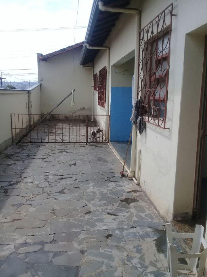 Casa, Novo Glória, 4 Quartos, 3 Vagas, 1 Suíte