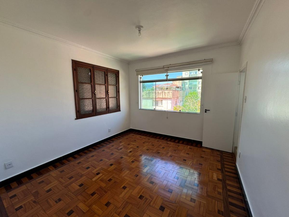 Casa, Colégio Batista, 4 Quartos, 4 Vagas, 2 Suítes