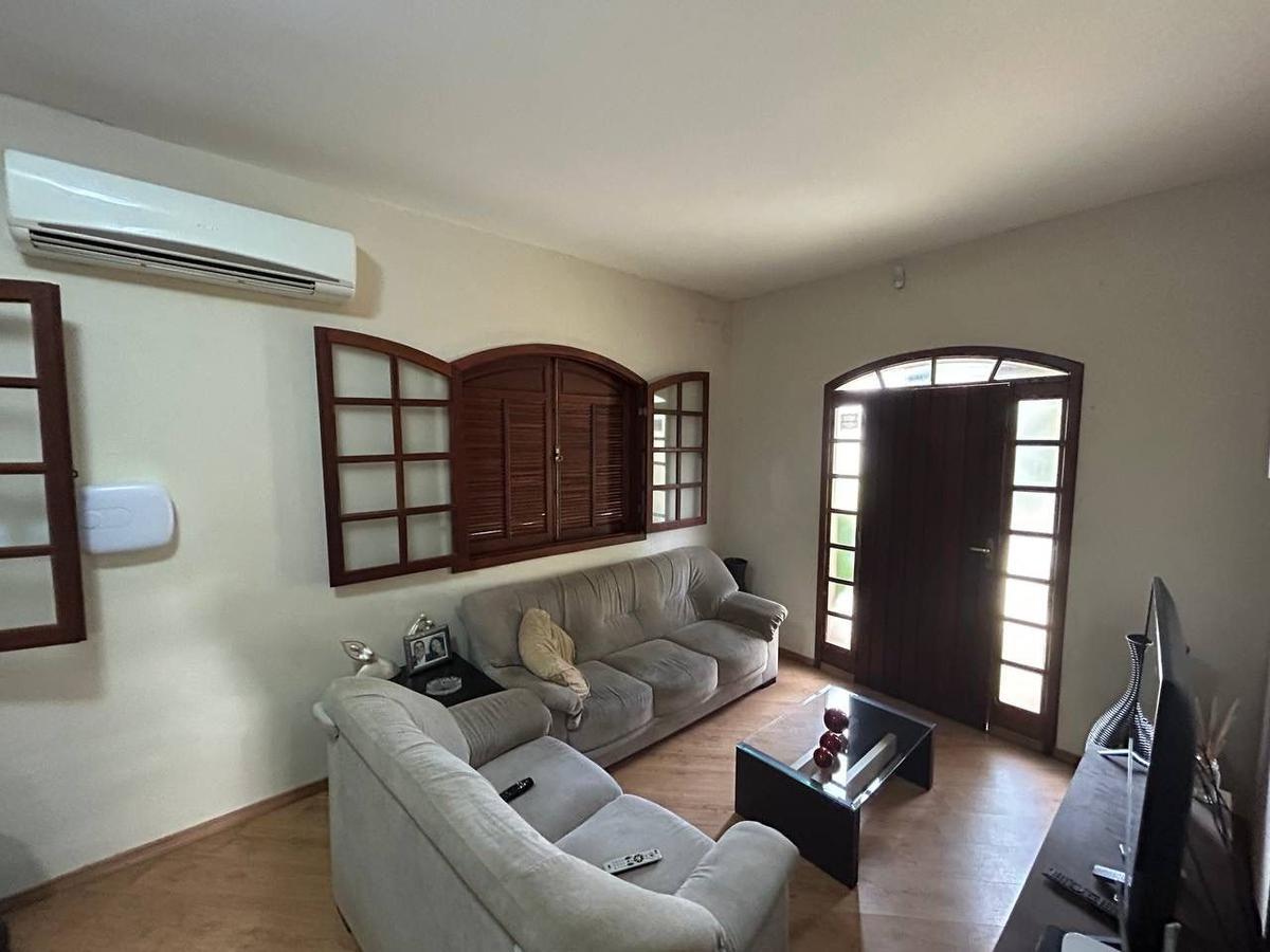 Casa, Centro, 3 Quartos, 3 Vagas, 1 Suíte