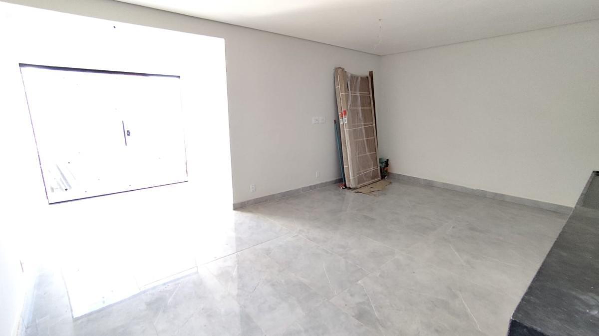 Casa, Alto das Flores, 2 Quartos, 2 Vagas, 1 Suíte