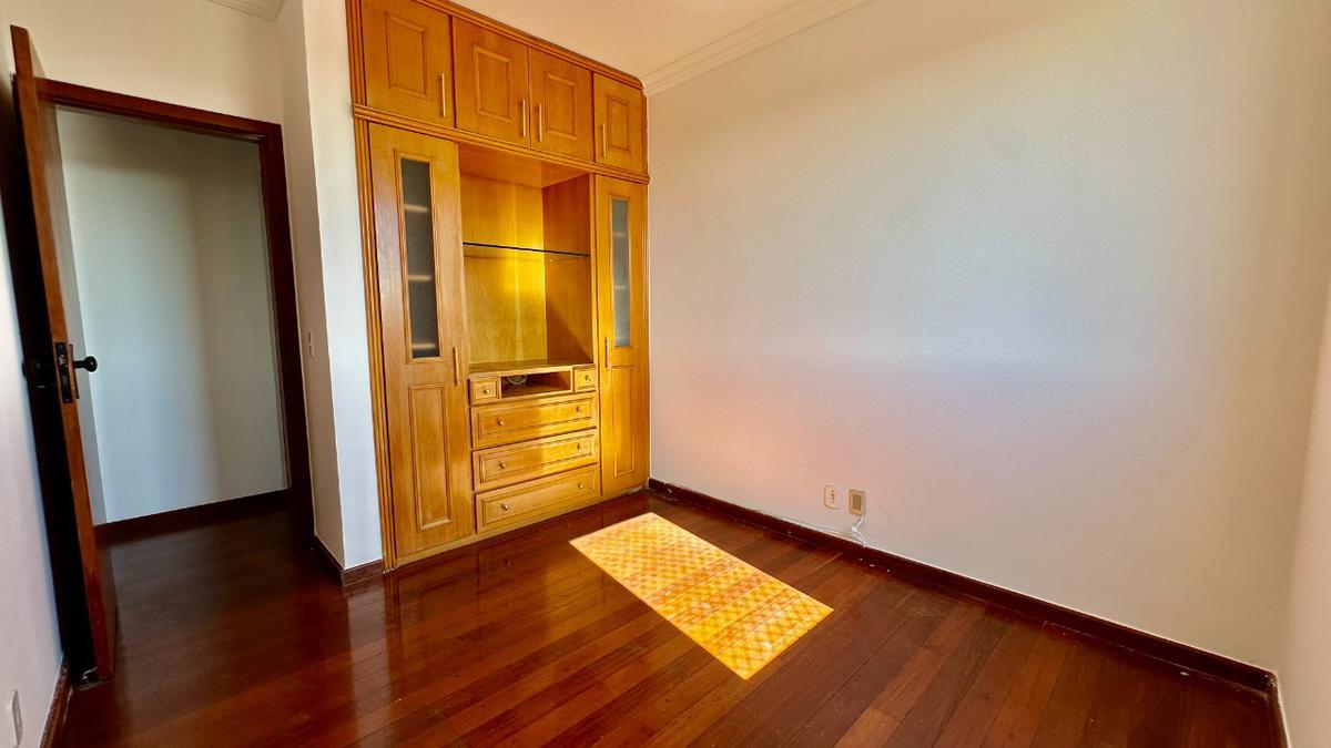 Apartamento, Itapoã, 3 Quartos, 2 Vagas, 2 Suítes