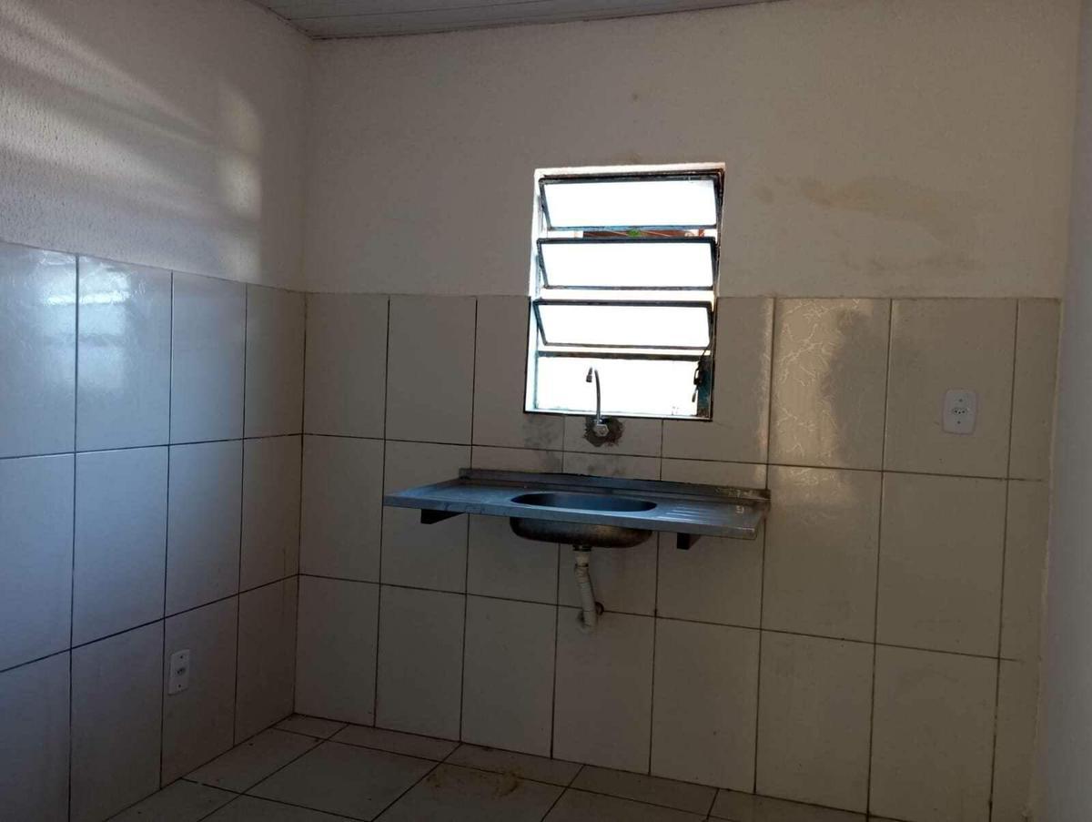 Casa, Santa Terezinha, 1 Quarto, 0 Vaga