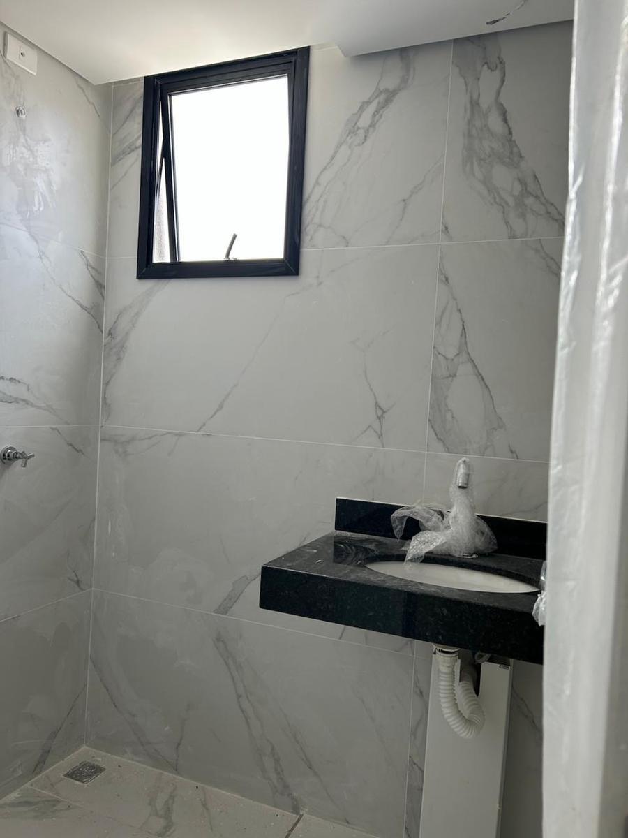 Cobertura, Sagrada Família, 4 Quartos, 2 Vagas, 1 Suíte