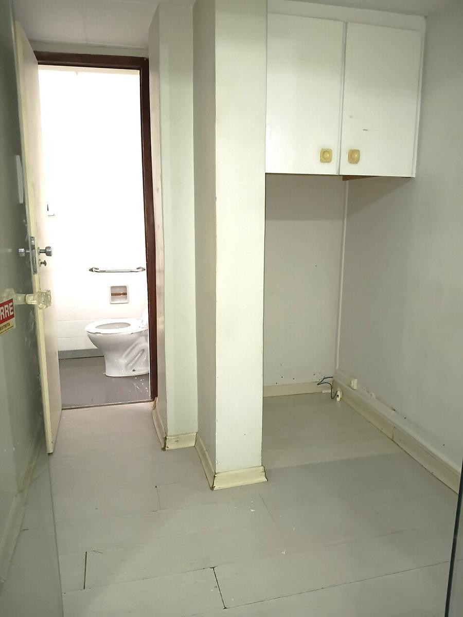 Sala, Santa Efigênia