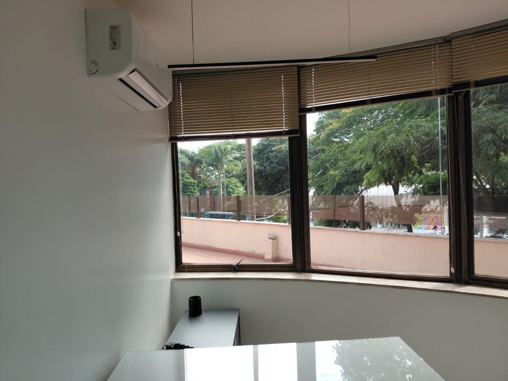 Sala, Funcionários, 1 Vaga