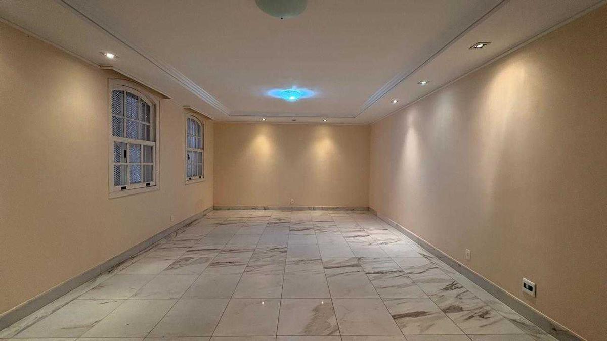 Casa, Vila Paris, 4 Quartos, 4 Vagas, 2 Suítes
