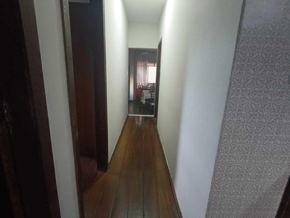 Casa, Betânia, 8 Quartos, 2 Vagas, 1 Suíte