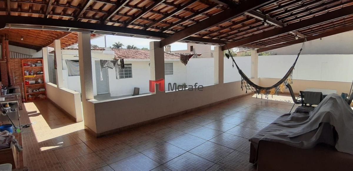 Casa, Santa Mônica, 3 Quartos, 3 Vagas, 1 Suíte