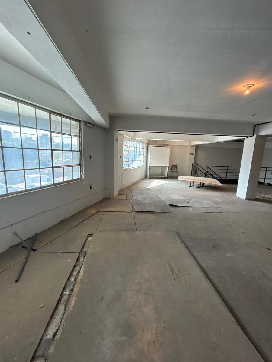 Galpão, Santa Terezinha, 0 Quarto, 5 Vagas