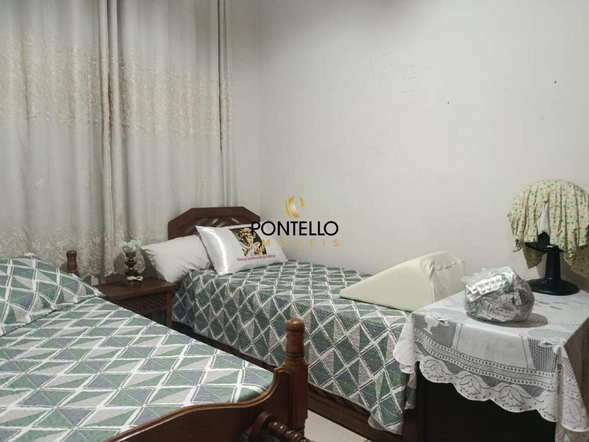 Casa, Centro, 5 Quartos, 3 Vagas