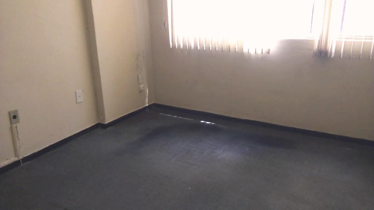 Sala, Centro, 0 Quarto, 0 Vaga