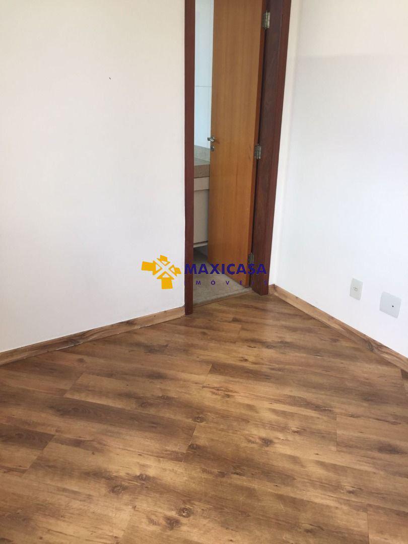 Apartamento, São José, 4 Quartos, 0 Vaga, 2 Suítes