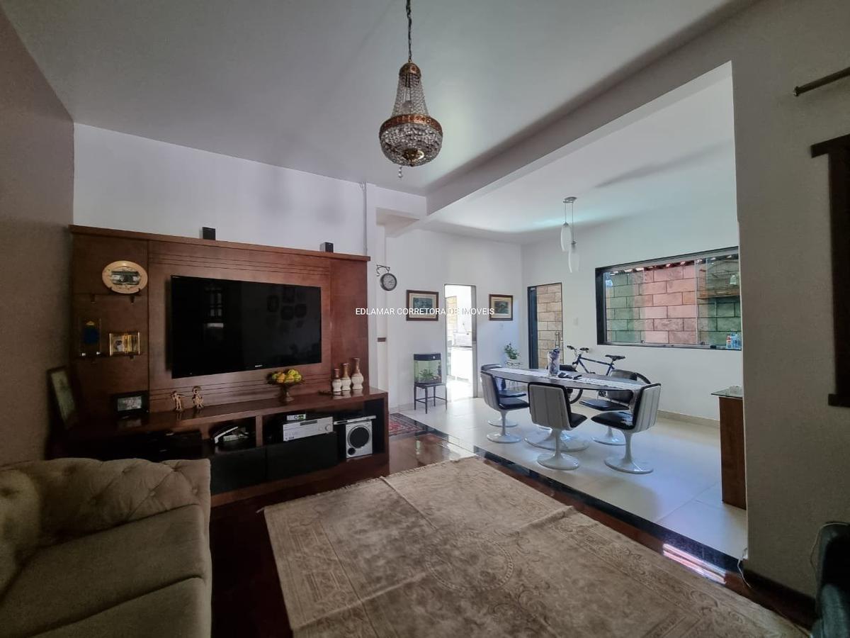 Casa, Jardim Riacho das Pedras, 4 Quartos, 4 Vagas, 1 Suíte