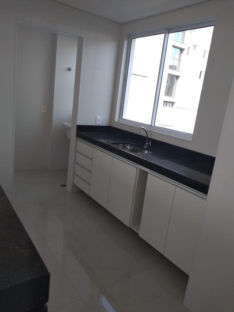 Apartamento, Serra, 2 Quartos, 2 Vagas, 2 Suítes