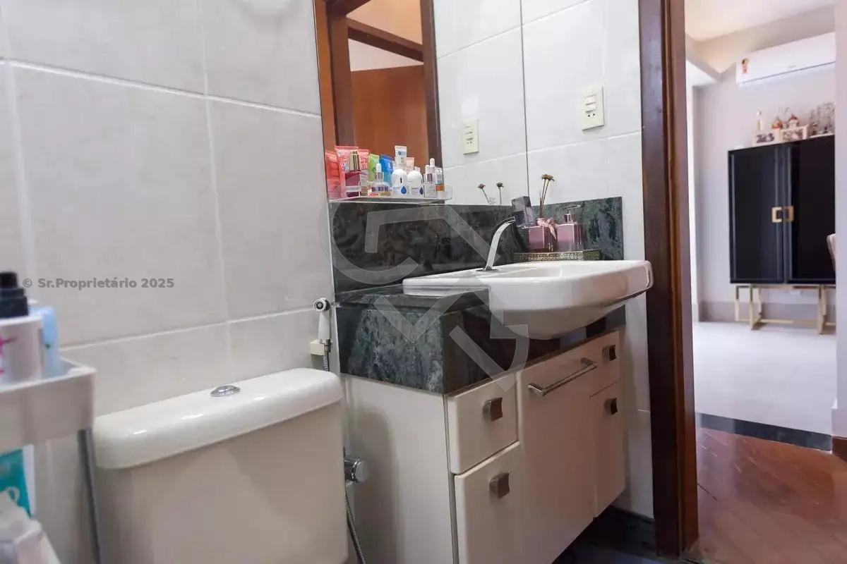 Cobertura, Estoril, 2 Quartos, 2 Vagas, 1 Suíte