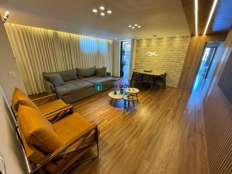 Apartamento, Sagrada Família, 3 Quartos, 1 Vaga, 1 Suíte