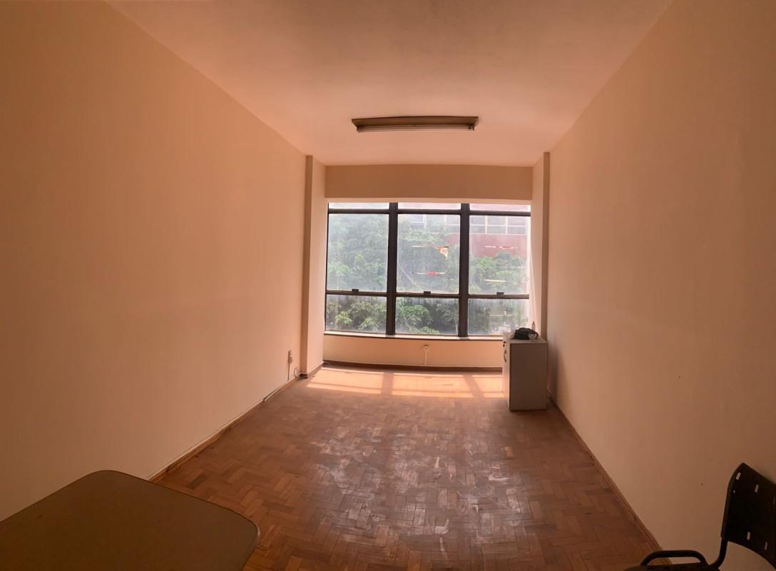 Sala, Centro, 0 Quarto, 0 Vaga
