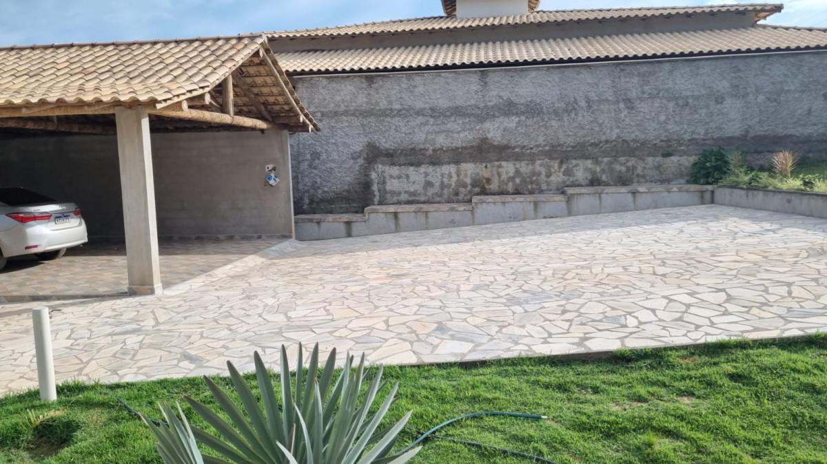 Fazenda, Centro, 3 Quartos, 3 Vagas, 1 Suíte