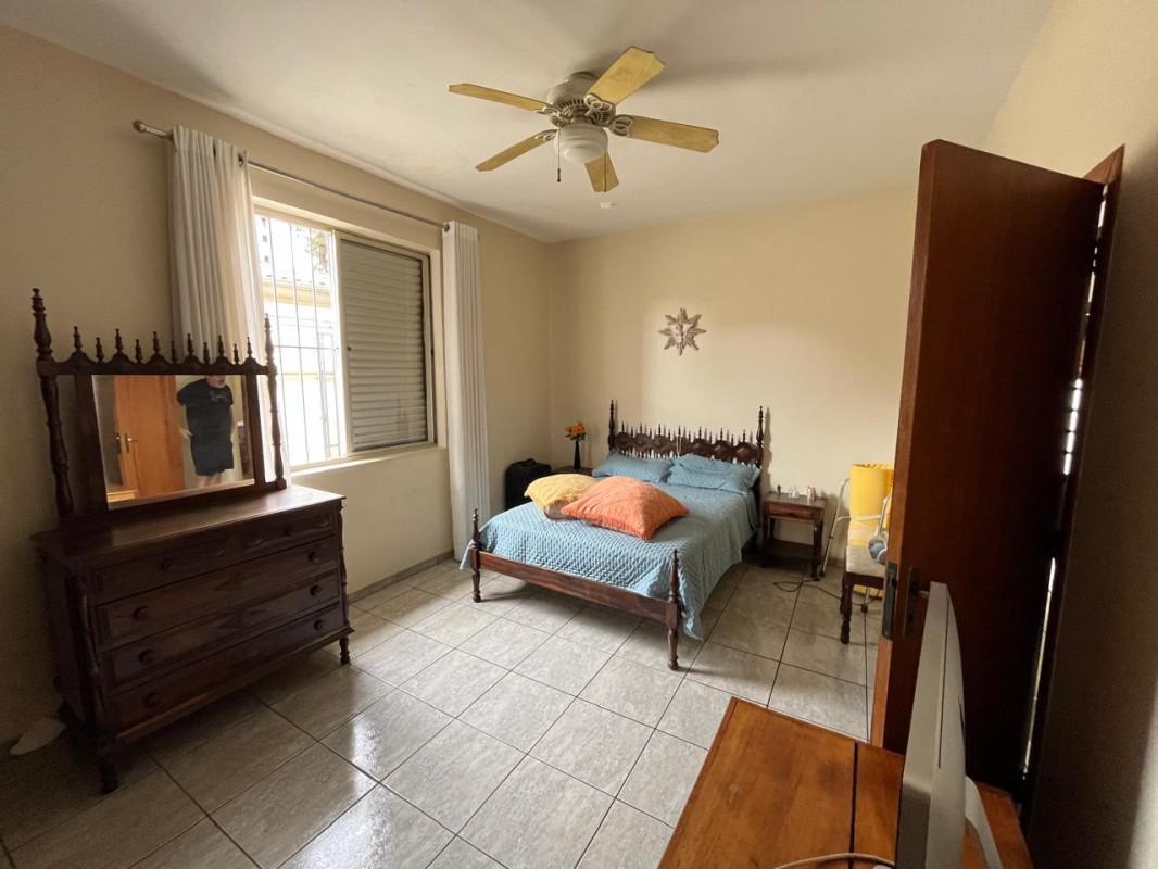 Casa, Calafate, 5 Quartos, 3 Vagas, 1 Suíte