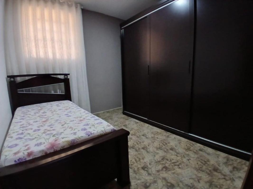Casa, Milionários, 2 Quartos, 1 Vaga, 1 Suíte