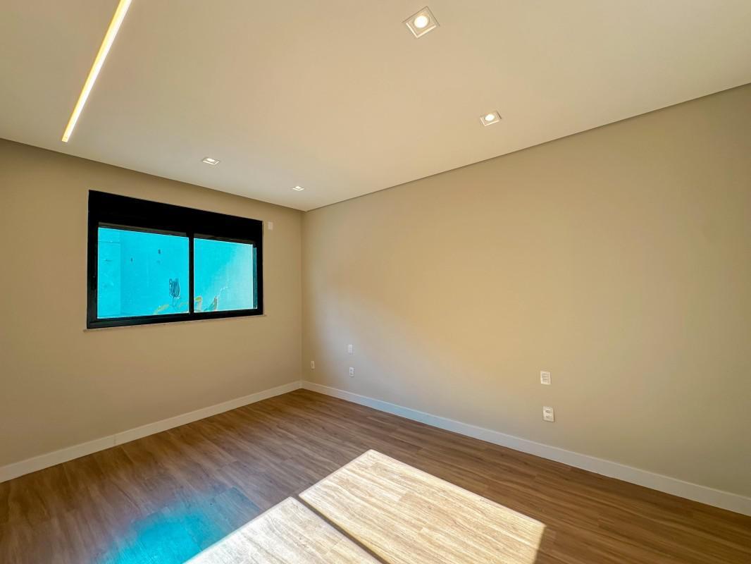 Casa, Santa Rosa, 3 Quartos, 3 Vagas, 1 Suíte