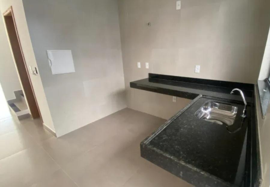 Casa, Rio Branco, 2 Quartos, 1 Vaga, 2 Suítes
