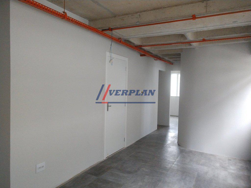 Prédio, Funcionários, 3 Vagas