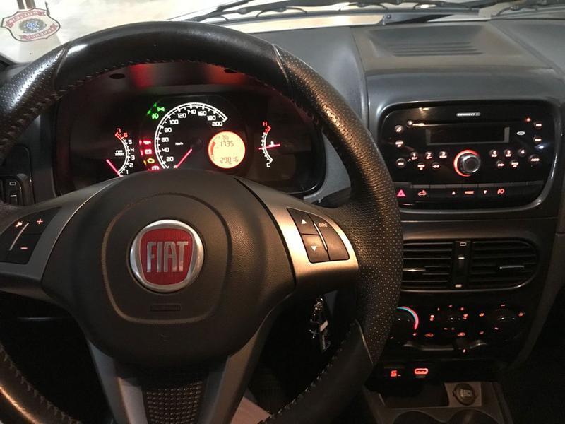 Fiat Strada Freedom 1.4 Flex 8v CD