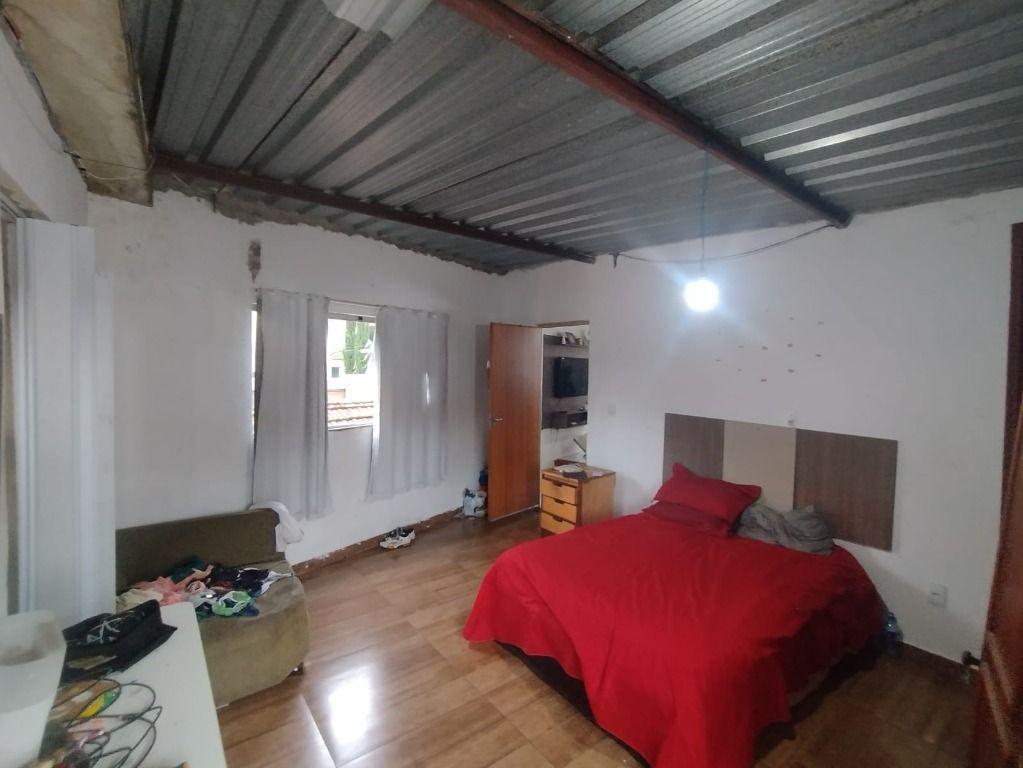 Casa, Siderúrgica, 3 Quartos, 1 Vaga, 1 Suíte