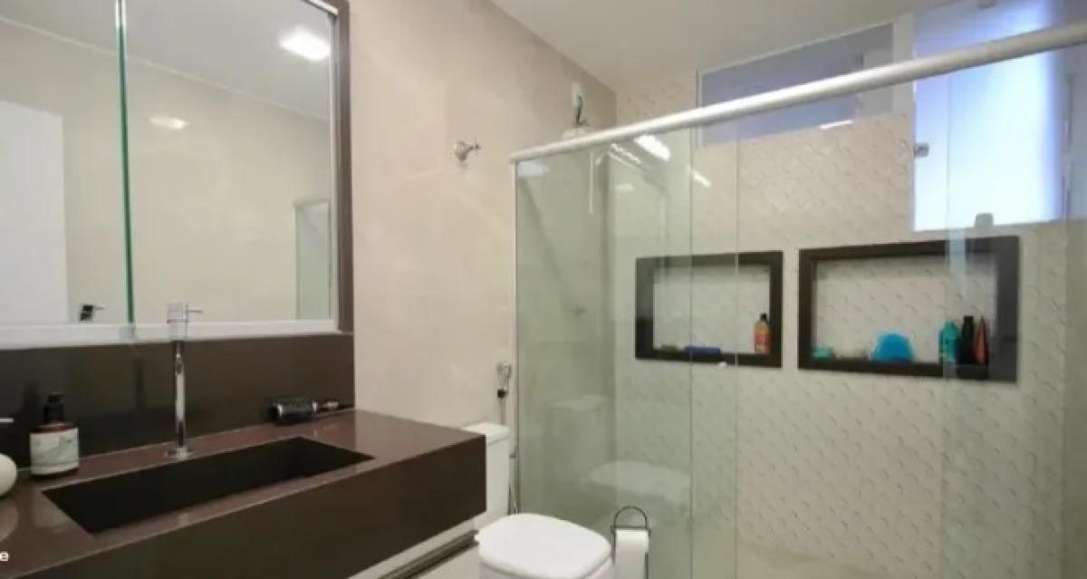 Casa, Sagrada Família, 4 Quartos, 2 Vagas, 2 Suítes