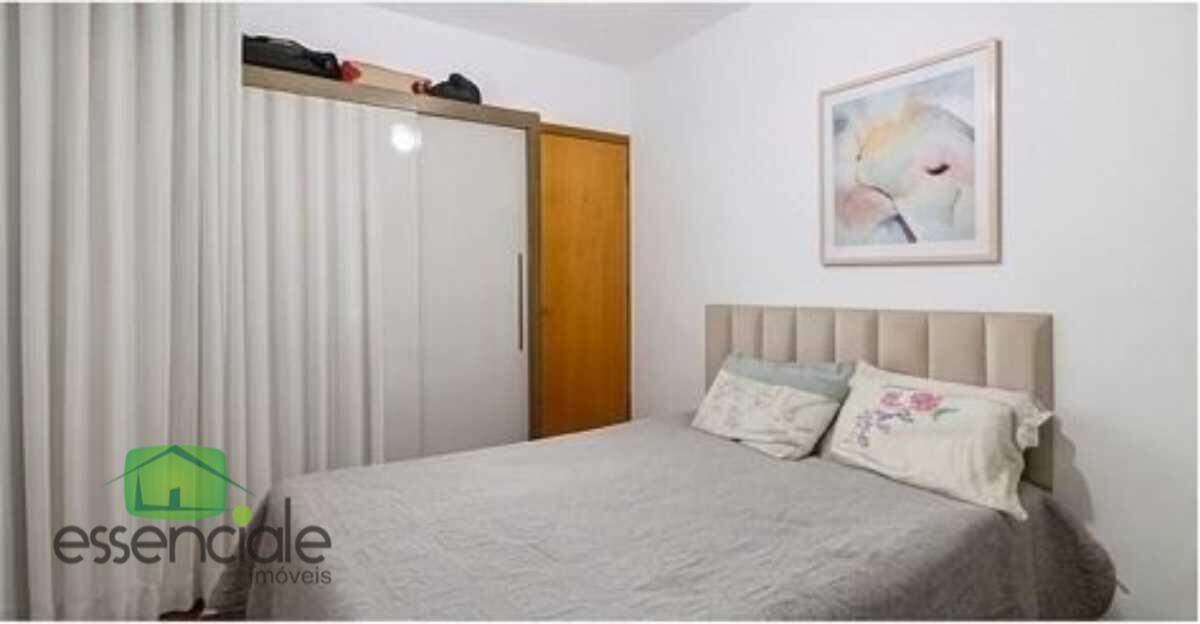 Casa, Europa, 3 Quartos, 2 Vagas, 1 Suíte