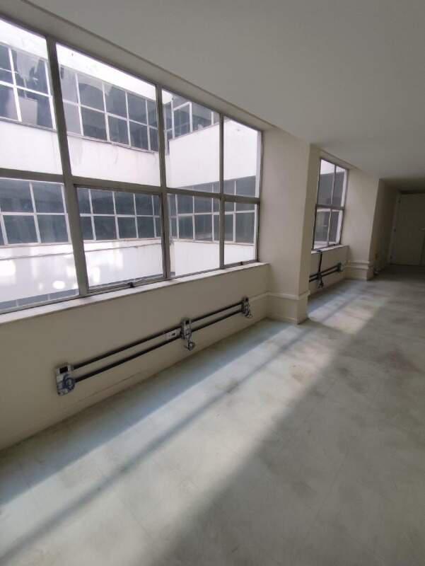 Andar, Centro, 0 Quarto, 0 Vaga