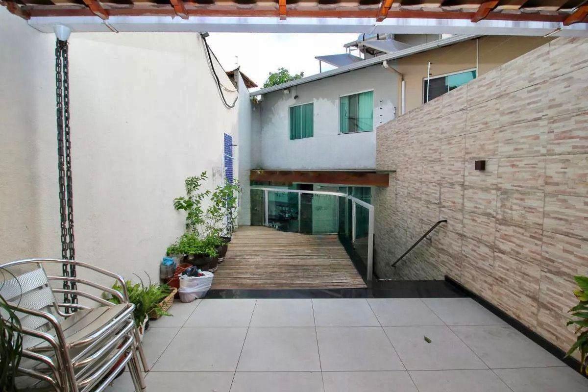 Casa, Boa Vista, 2 Quartos, 2 Vagas, 2 Suítes