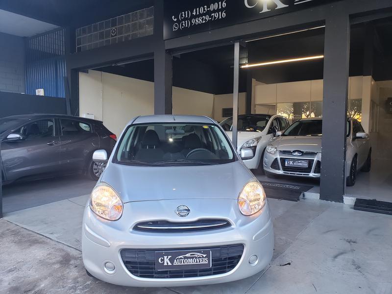 Nissan March S 1.6 16v Flex Fuel 5p