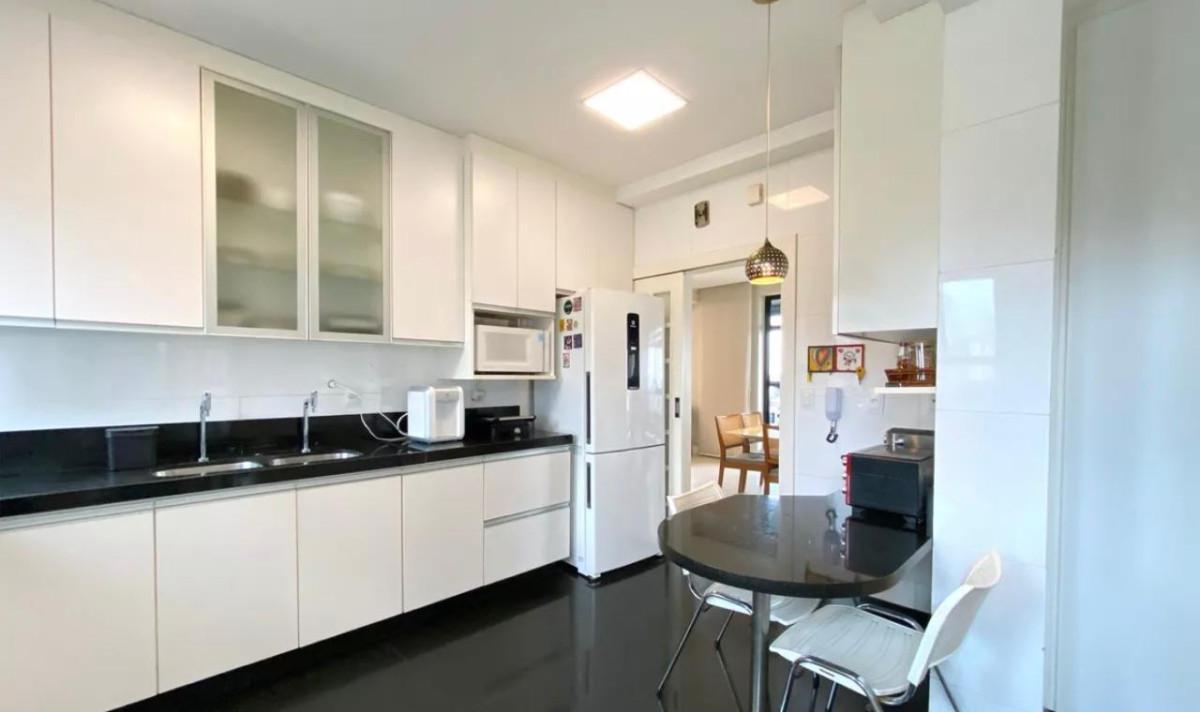 Apartamento, Santo Antônio, 4 Quartos, 3 Vagas, 2 Suítes