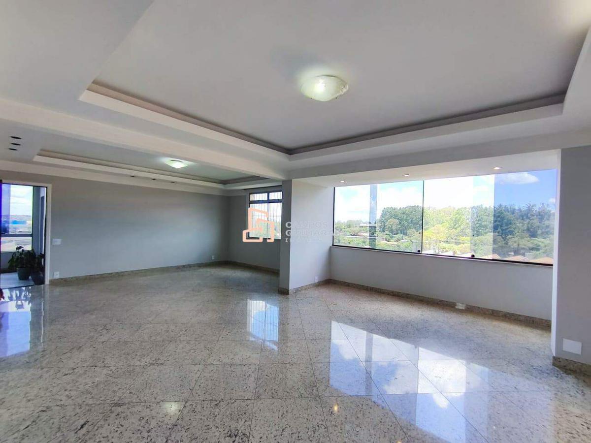 Apartamento, Barreiro, 3 Quartos, 2 Vagas, 1 Suíte