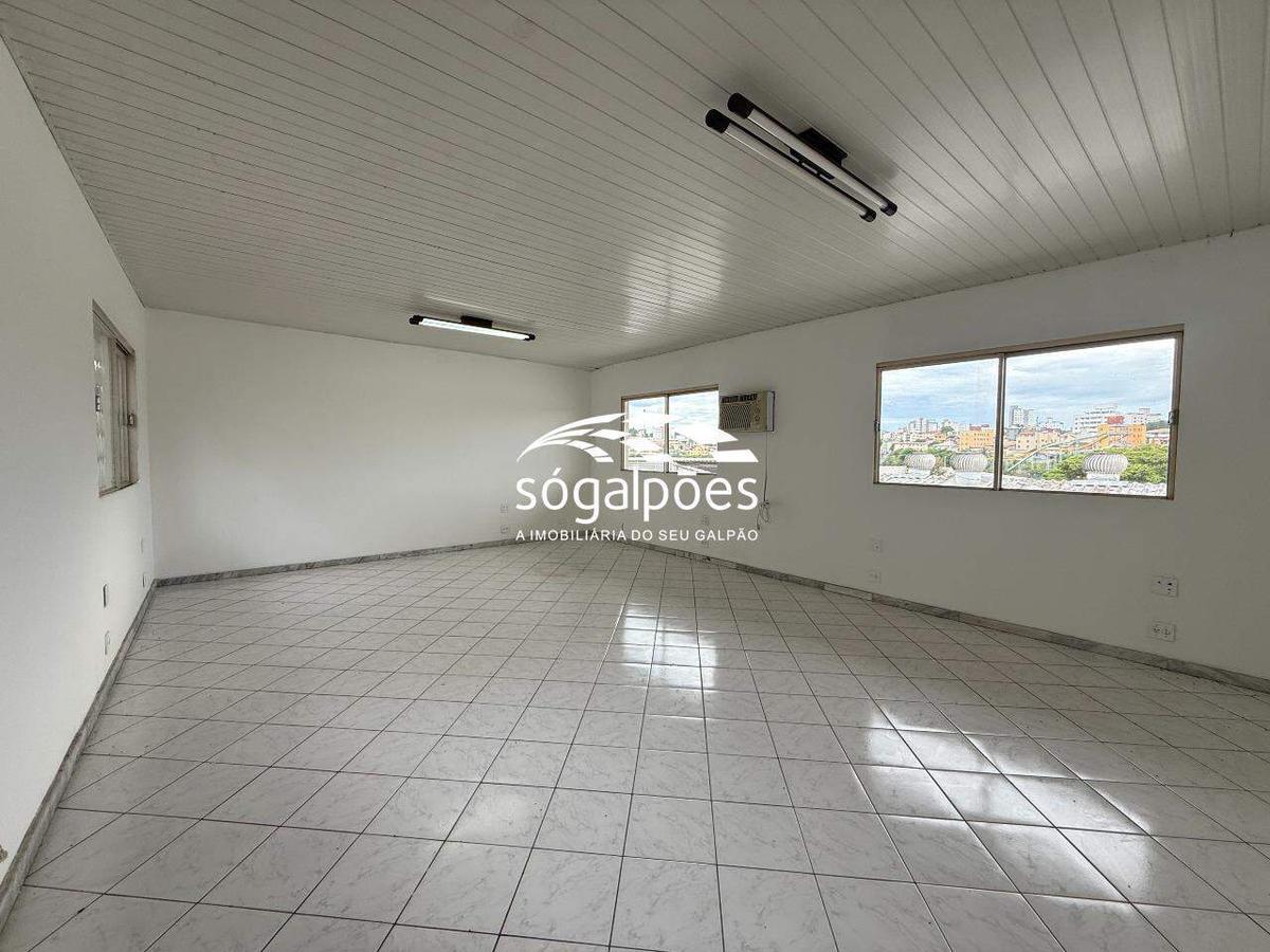 Galpão, Cincão, 20 Vagas