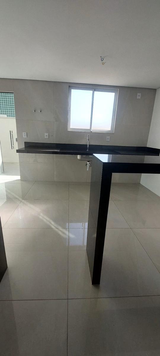 Apartamento, Serrano, 3 Quartos, 2 Vagas, 1 Suíte