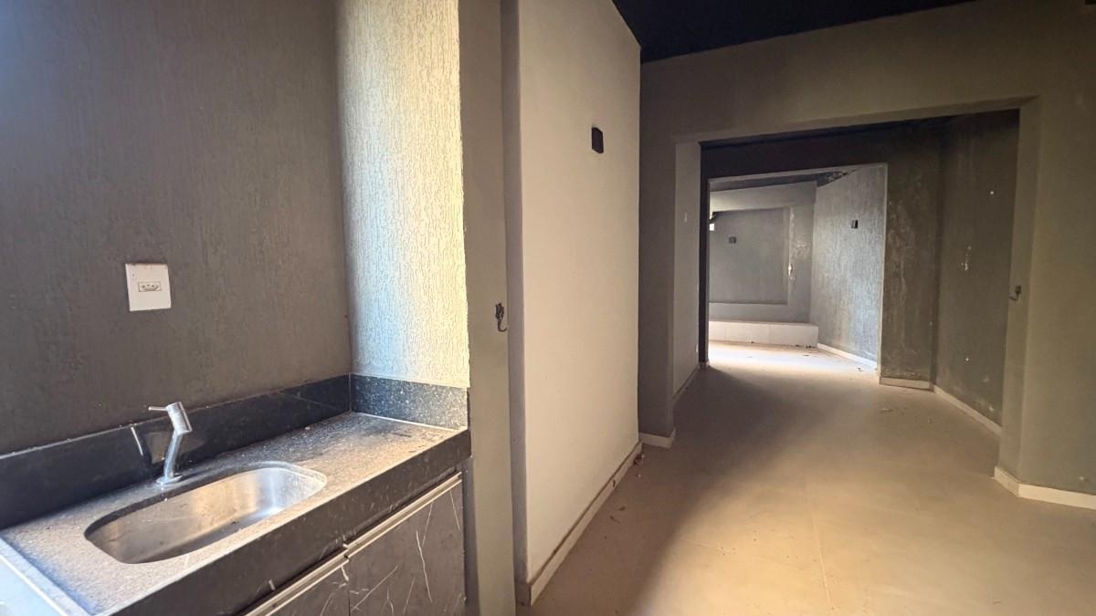Apartamento, Luxemburgo, 4 Quartos, 1 Vaga, 1 Suíte
