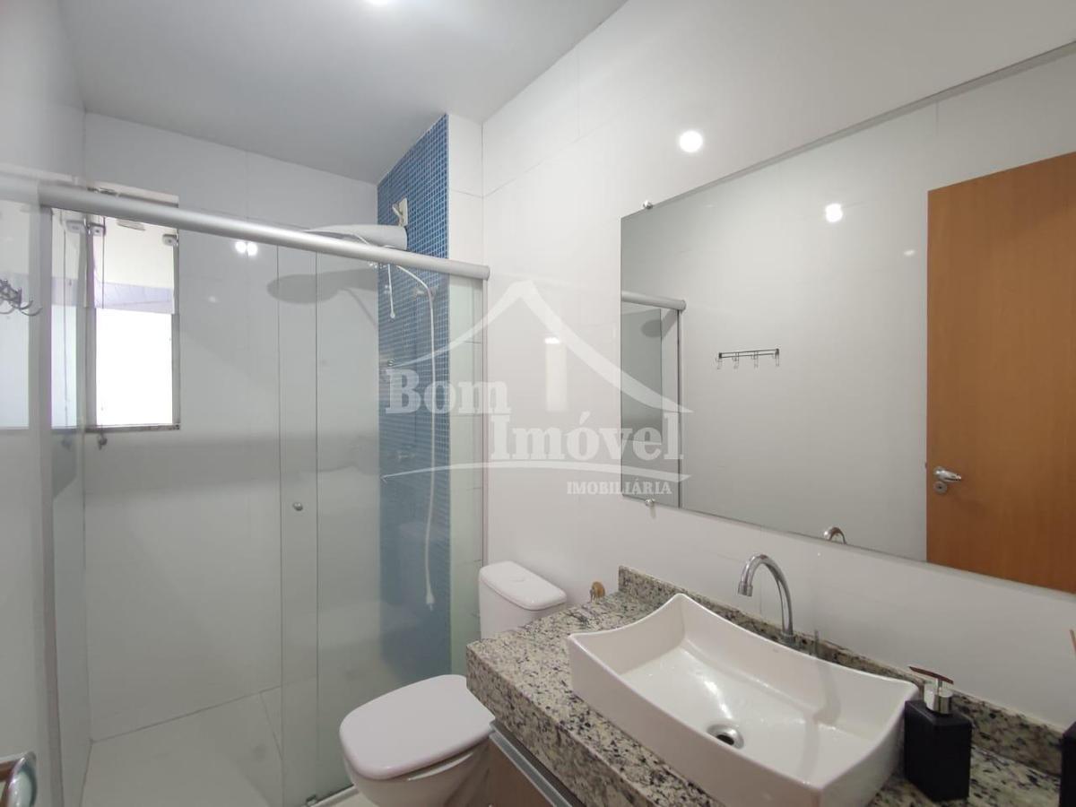 Apartamento, Centro, 2 Quartos, 2 Vagas