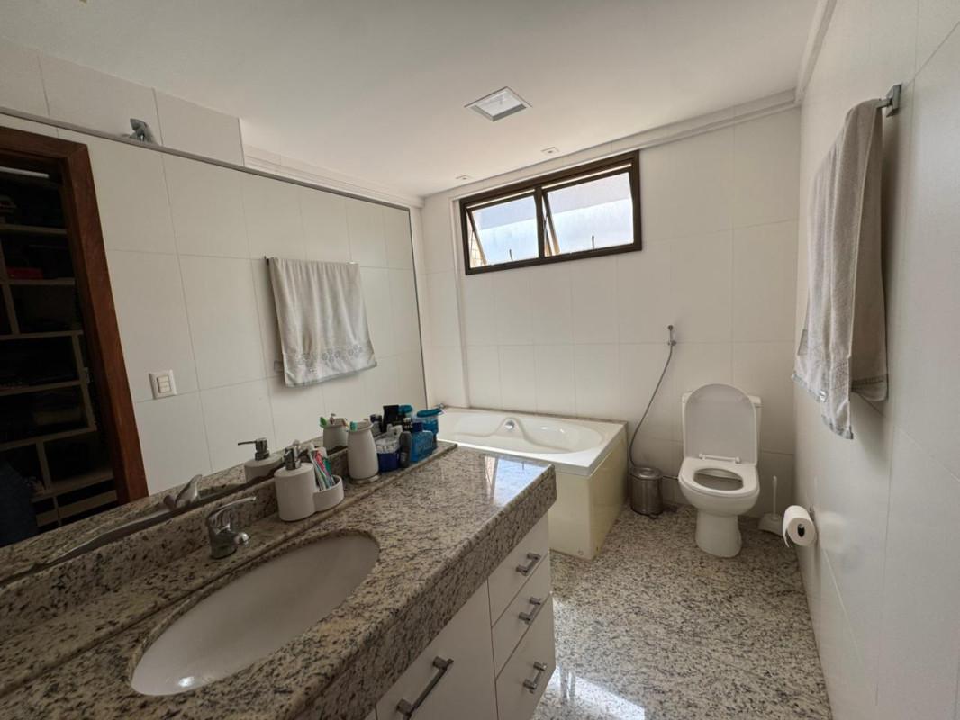 Apartamento, Sion, 4 Quartos, 3 Vagas, 3 Suítes