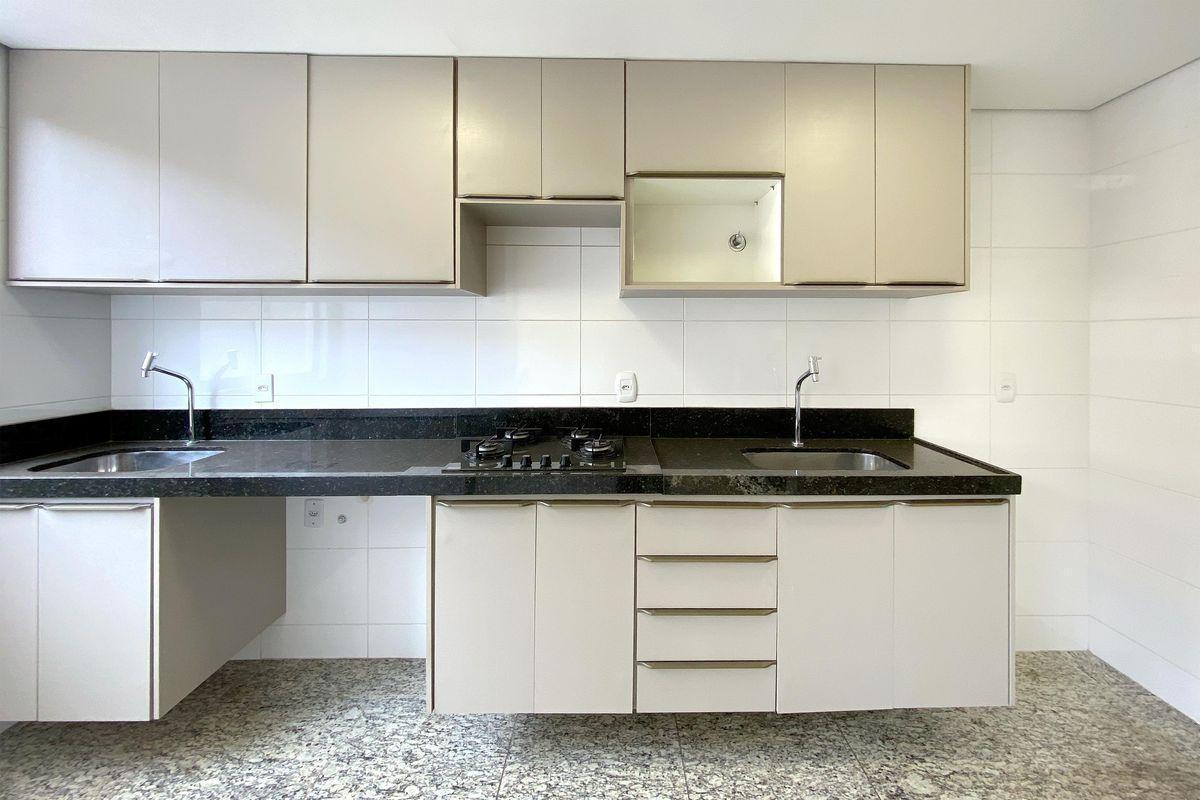Apartamento, São Lucas, 2 Quartos, 2 Vagas, 1 Suíte